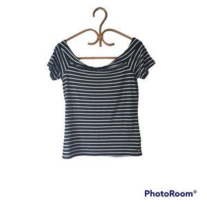 Guess Off The Shoulder Striped T-Shirt Size Medium